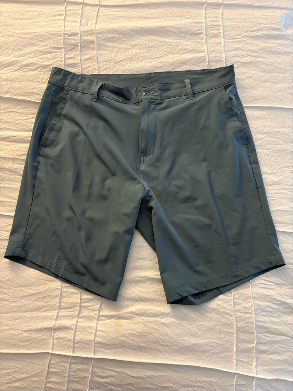 Men’s Burnside Shorts Dark Gray Size 40